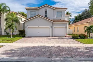 1147 NE 37th Pl, Homestead, FL 33033 - Photo 1