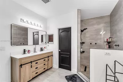 1147 NE 37th Place, Homestead, FL 33033 - Photo 37