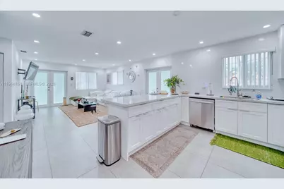 2841 SW 24th Ter, Miami, FL 33145 - Photo 15