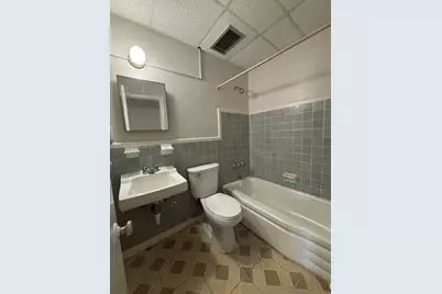 301 Sharar Ave #5, Opa Locka, FL 33054 - Photo 9