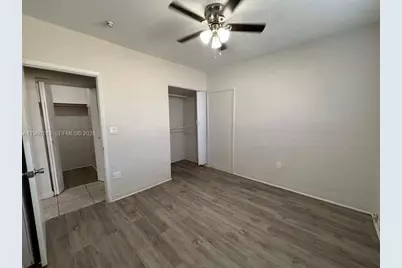 301 Sharar Ave #5, Opa Locka, FL 33054 - Photo 7