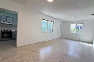 9221 SW 39th St, Miami, FL 33165 - Photo 7