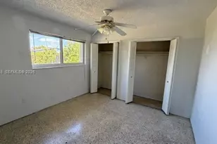 9221 SW 39th St, Miami, FL 33165 - Photo 11