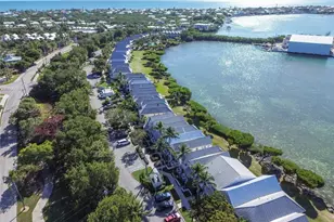 5036 Sunset Village Dr, Duck, FL 33050 - Photo 9