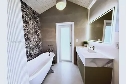 775 NE 76th St, Miami, FL 33138 - Photo 25