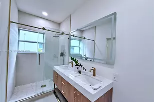 775 NE 76th St, Miami, FL 33138 - Photo 23