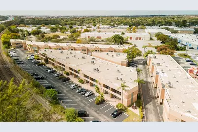 20191 NE 16th Pl #20191, Miami, FL 33179 - Photo 1