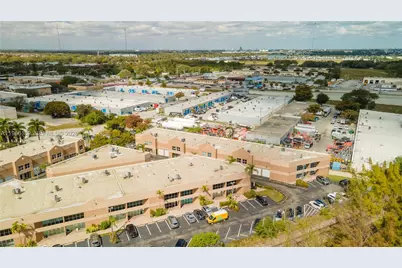 20191 NE 16th Pl #20191, Miami, FL 33179 - Photo 5