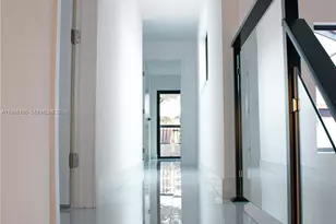 10433 SW 118th Ct, Miami, FL 33186 - Photo 11