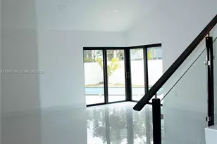 10433 SW 118th Ct, Miami, FL 33186 - Photo 9