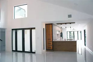 10433 SW 118th Ct, Miami, FL 33186 - Photo 3