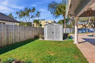 2791 SW 86th Way, Davie, FL 33328 - Photo 11