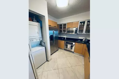31 SE 5th St #601, Miami, FL 33131 - Photo 7