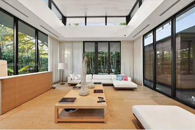 2300 Sunset Dr, Miami Beach, FL 33140 - Photo 7