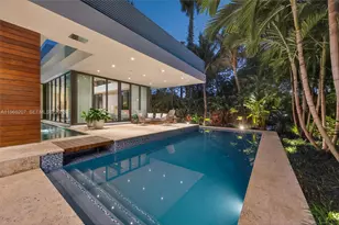 2300 Sunset Dr, Miami Beach, FL 33140 - Photo 31