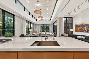 2300 Sunset Dr, Miami Beach, FL 33140 - Photo 11