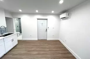 15001 Leisure Dr, Homestead, FL 33033 - Photo 5