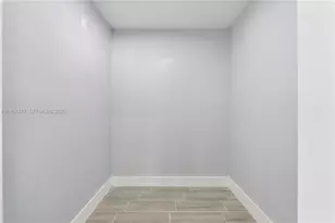 4725 NW 5th Ct, Plantation, FL 33317 - Photo 23