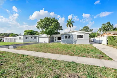 4725 NW 5th Ct, Plantation, FL 33317 - Photo 5