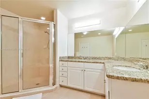 3001 NE 185th St, Aventura, FL 33180 - Photo 15