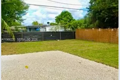 15001 Leisure Dr #2, Homestead, FL 33033 - Photo 11