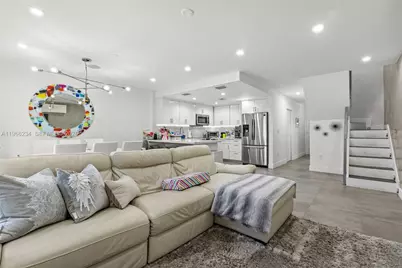 8216 SW 103rd Ave, Miami, FL 33173 - Photo 7