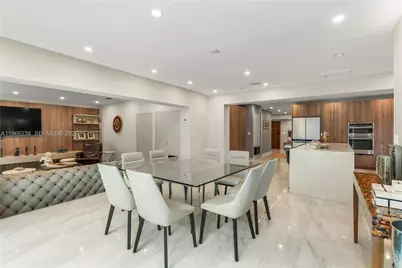 221 NE 44th St, Miami, FL 33137 - Photo 15