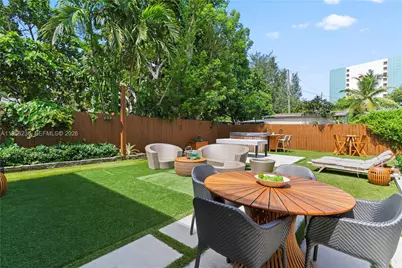 221 NE 44th St, Miami, FL 33137 - Photo 3