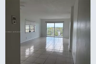 1701 Washington St #504, Hollywood, FL 33020 - Photo 5