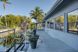 6581 Riparian Rd, Lake Worth, FL 33462 - Photo 5