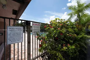 10537 NW 11th St, Pembroke Pines, FL 33026 - Photo 21