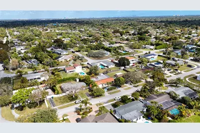 9131 SW 178th Ter, Palmetto Bay, FL 33157 - Photo 11