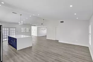 12020 SW 93rd St, Miami, FL 33186 - Photo 13