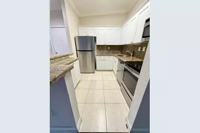 801 NE 199th St #204-10, Miami, FL 33179 - Photo 3