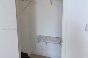 1750 N Bayshore Dr, Miami, FL 33132 - Photo 21