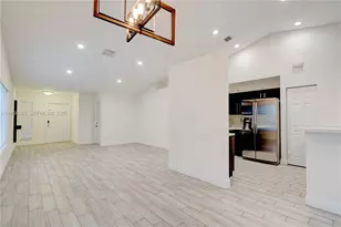 1121 Golden Cane Dr, Weston, FL 33327 - Photo 7