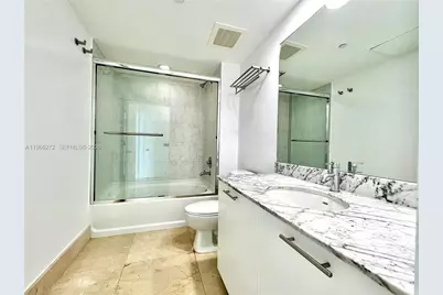 950 Brickell Bay Dr #3903, Miami, FL 33131 - Photo 13
