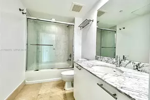 950 Brickell Bay Dr, Miami, FL 33131 - Photo 13