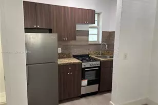 1007 Pennsylvania Ave, Miami Beach, FL 33139 - Photo 3