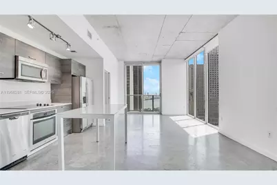 151 SE 1st St #2101, Miami, FL 33131 - Photo 9