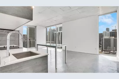 151 SE 1st St #2101, Miami, FL 33131 - Photo 7