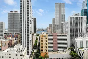 151 SE 1st St, Miami, FL 33131 - Photo 23