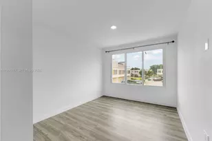 25936 SW 139th Path, Homestead, FL 33032 - Photo 13