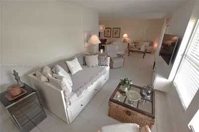 138 Amherst Ln, Lake Worth, FL 33467 - Photo 11