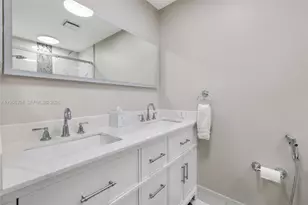 7531 NW 86th Terrace, Tamarac, FL 33321 - Photo 21