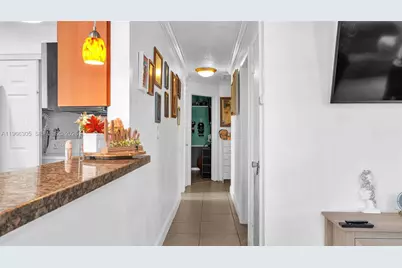 5720 SW 39th St, West Park, FL 33023 - Photo 13