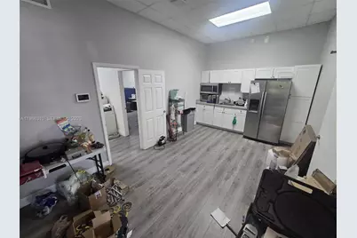 10322 NW 55th St, Sunrise, FL 33351 - Photo 9