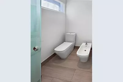 16582 S Botaniko Dr S, Weston, FL 33326 - Photo 23