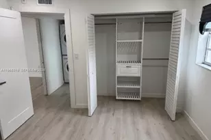 1605 Meridian Ave, Miami Beach, FL 33139 - Photo 17