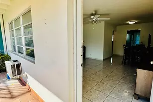 3922 NE 166th St, North Miami Beach, FL 33160 - Photo 25